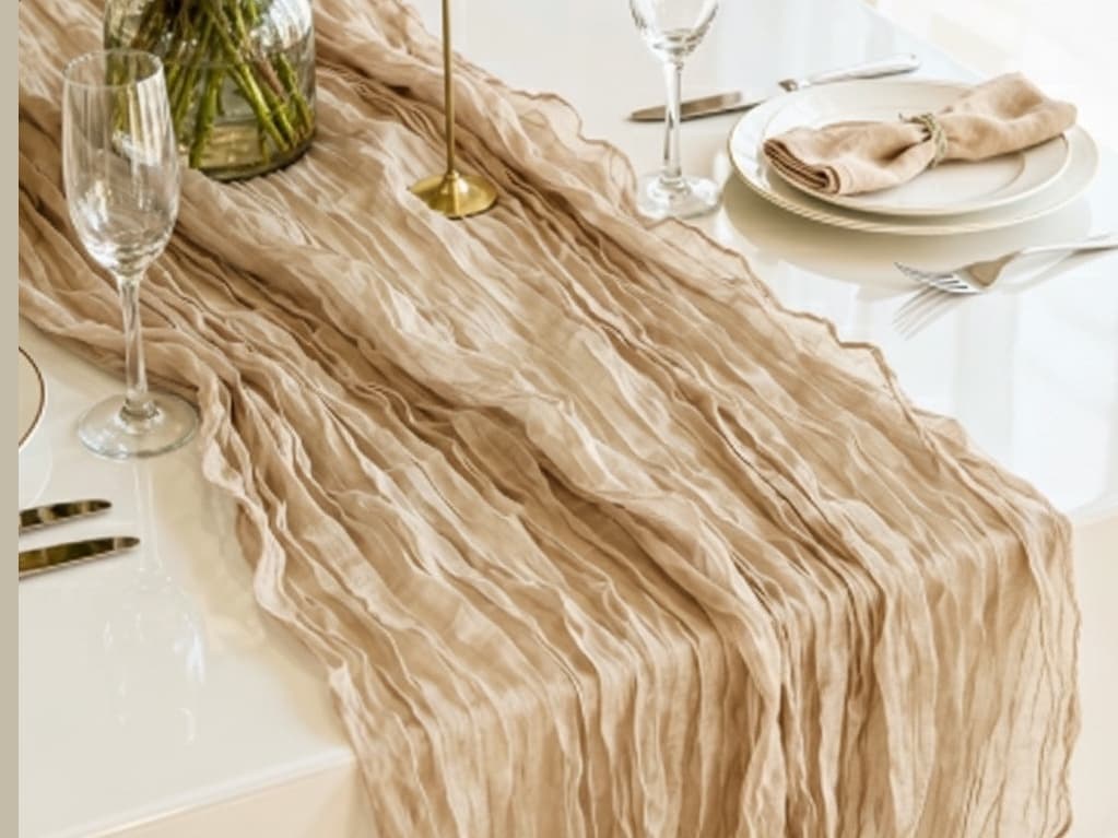 Chemin de table nude
